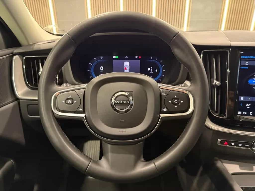 Volvo XC60 XC 60 Core 2WD*LED*NAVI*RFK* 04/2023-photo-16