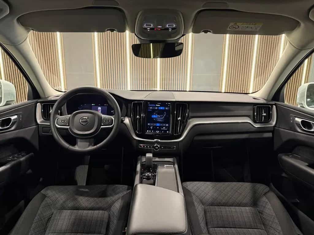 Volvo XC60 XC 60 Core 2WD*LED*NAVI*RFK* 04/2023-photo-17