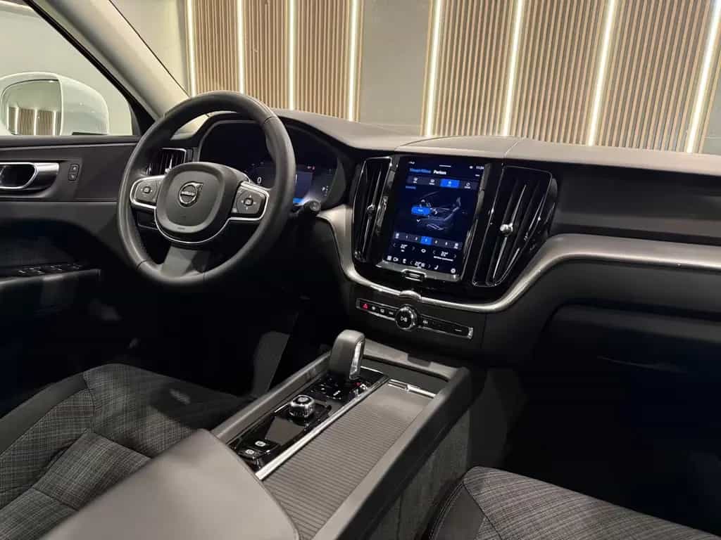 Volvo XC60 XC 60 Core 2WD*LED*NAVI*RFK* 04/2023-photo-21