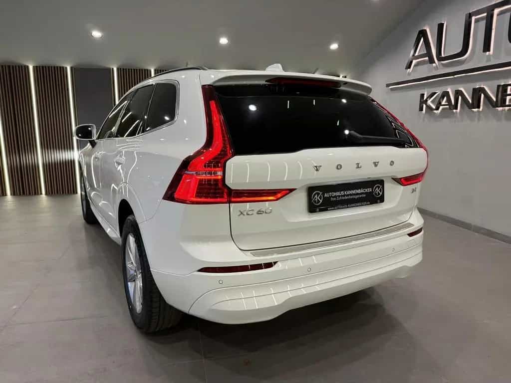 Volvo XC60 XC 60 Core 2WD*LED*NAVI*RFK* 04/2023-photo-3