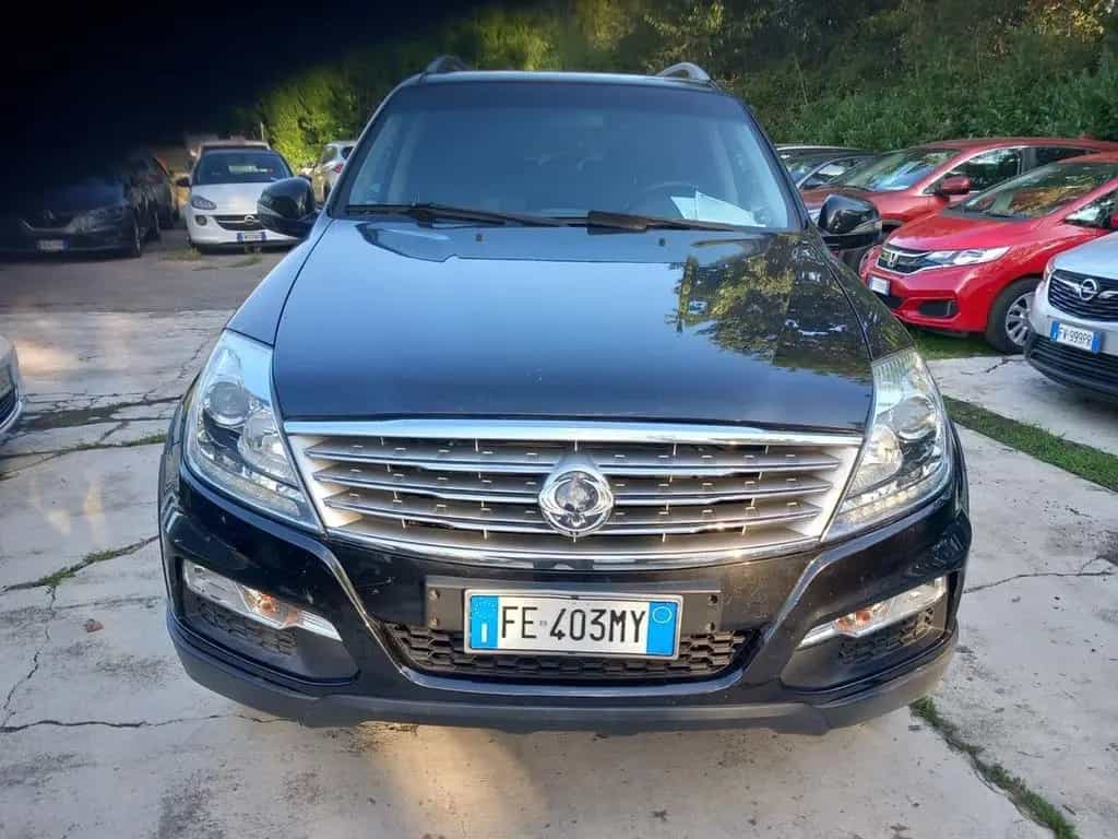Ssangyong REXTON W 2.2 Diesel 4WD M/T Plus 05/2016-photo-1