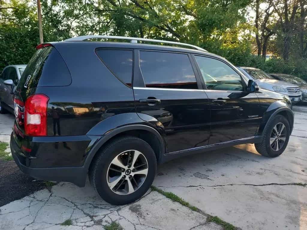 Ssangyong REXTON W 2.2 Diesel 4WD M/T Plus 05/2016-photo-5