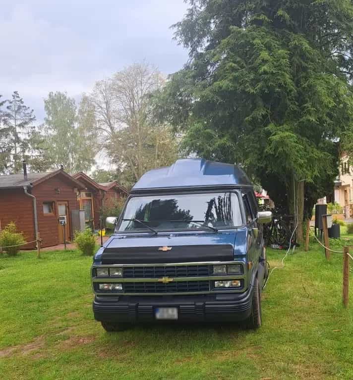 Chevrolet G 20 H Zulassung 07/1992-photo-1