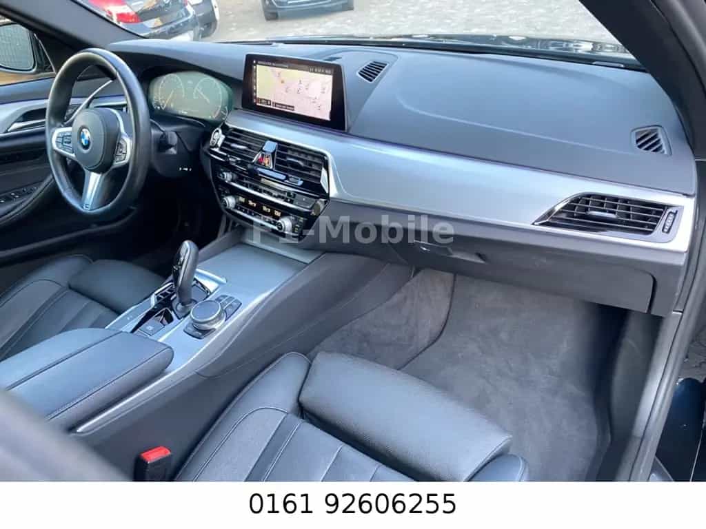 BMW 5 Series d M Sport  Paket 1 Jahre BMW Garantie 04/2019-photo-11