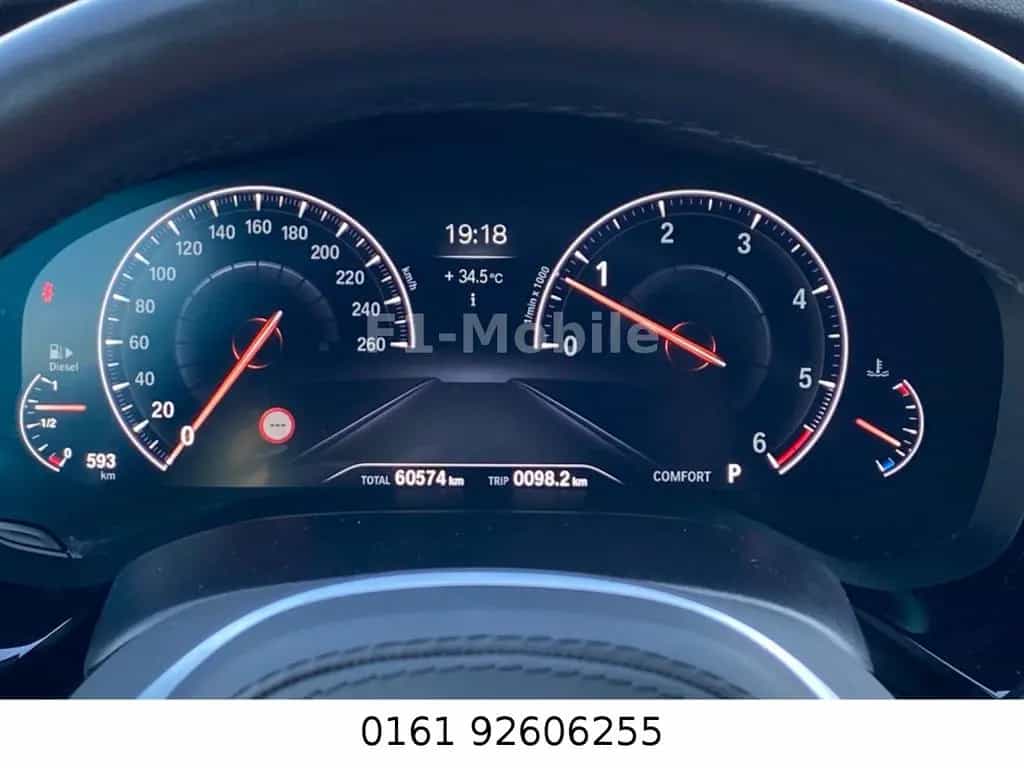 BMW 5 Series d M Sport  Paket 1 Jahre BMW Garantie 04/2019-photo-13