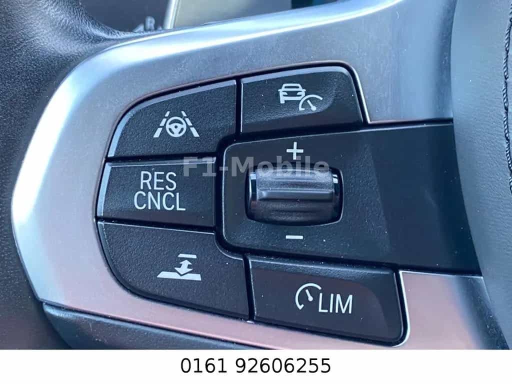 BMW 5 Series d M Sport  Paket 1 Jahre BMW Garantie 04/2019-photo-17