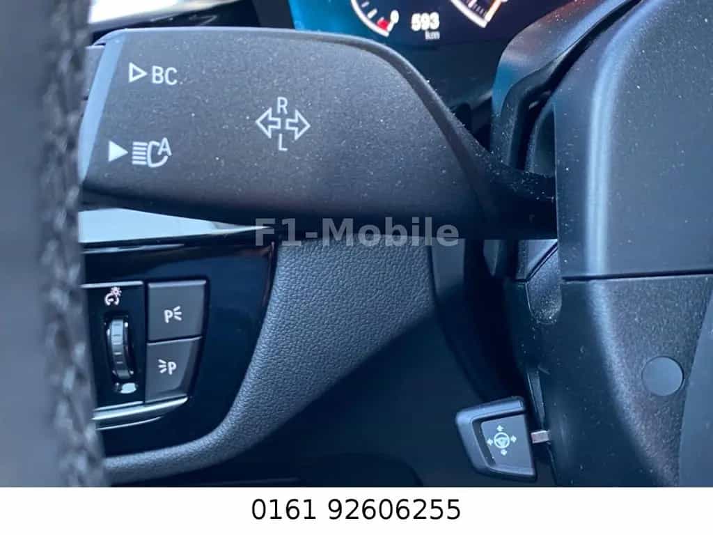 BMW 5 Series d M Sport  Paket 1 Jahre BMW Garantie 04/2019-photo-19