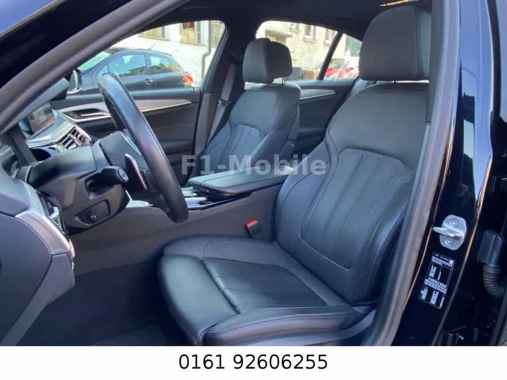 BMW 5 Series d M Sport  Paket 1 Jahre BMW Garantie 04/2019-photo-23