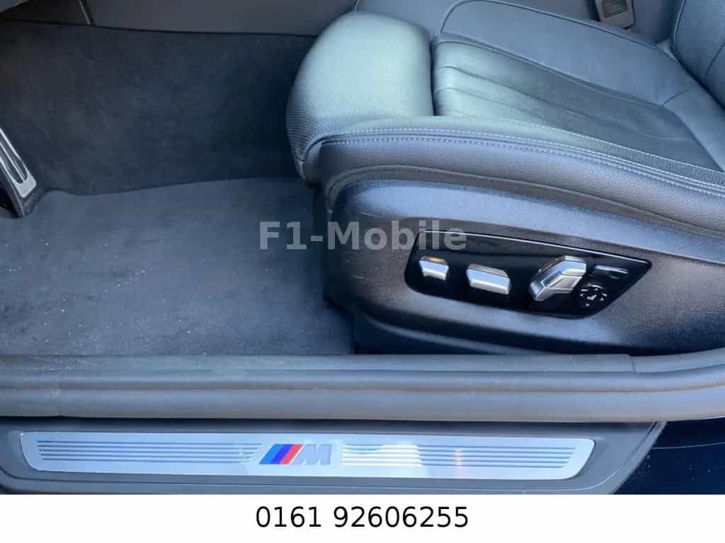 BMW 5 Series d M Sport  Paket 1 Jahre BMW Garantie 04/2019-photo-34