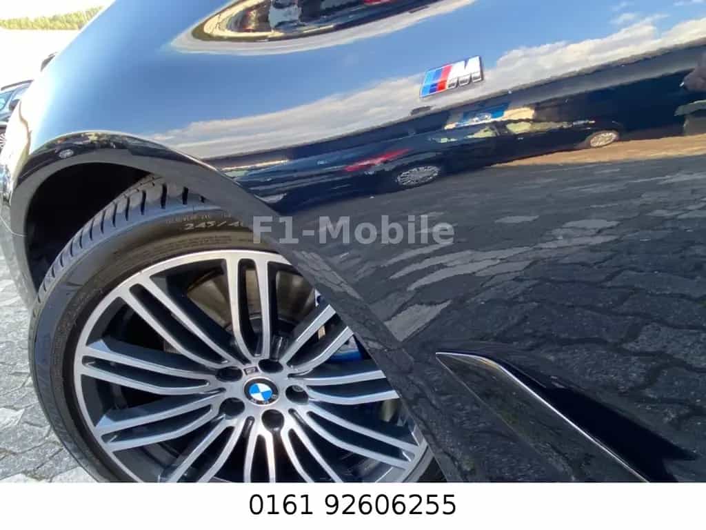 BMW 5 Series d M Sport  Paket 1 Jahre BMW Garantie 04/2019-photo-9