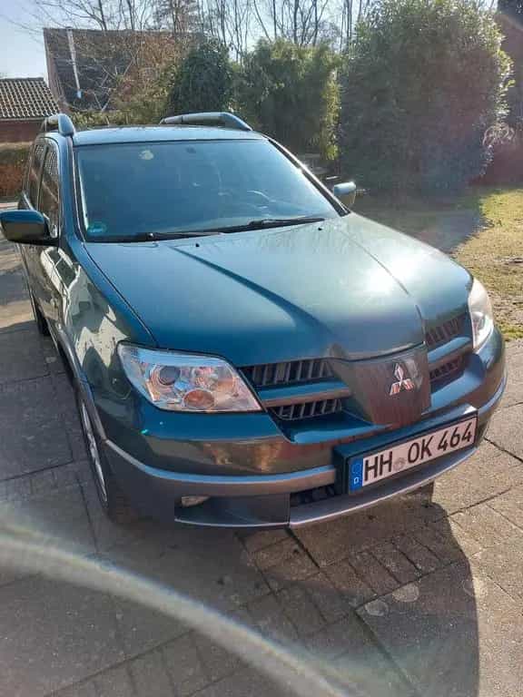 Mitsubishi Outlander 01/2005-photo-1