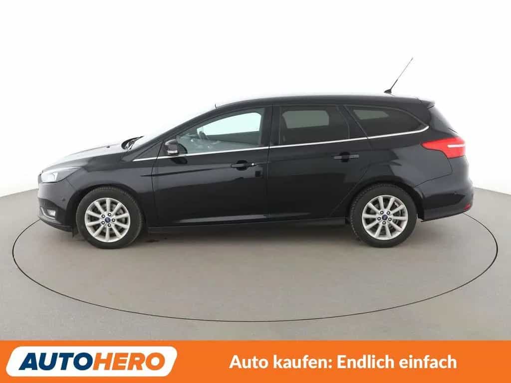 Ford Focus 2.0 TDCi Titanium Aut*NAVI*TEMPO*PDC*SHZ* 09/2016-photo-2