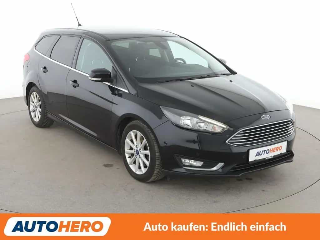 Ford Focus 2.0 TDCi Titanium Aut*NAVI*TEMPO*PDC*SHZ* 09/2016-photo-7