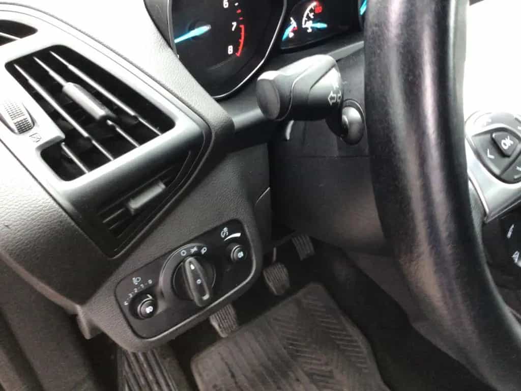 Ford Kuga Trend +Klima + Sitzheizung + Alufelgen 8x 12/2015-photo-9