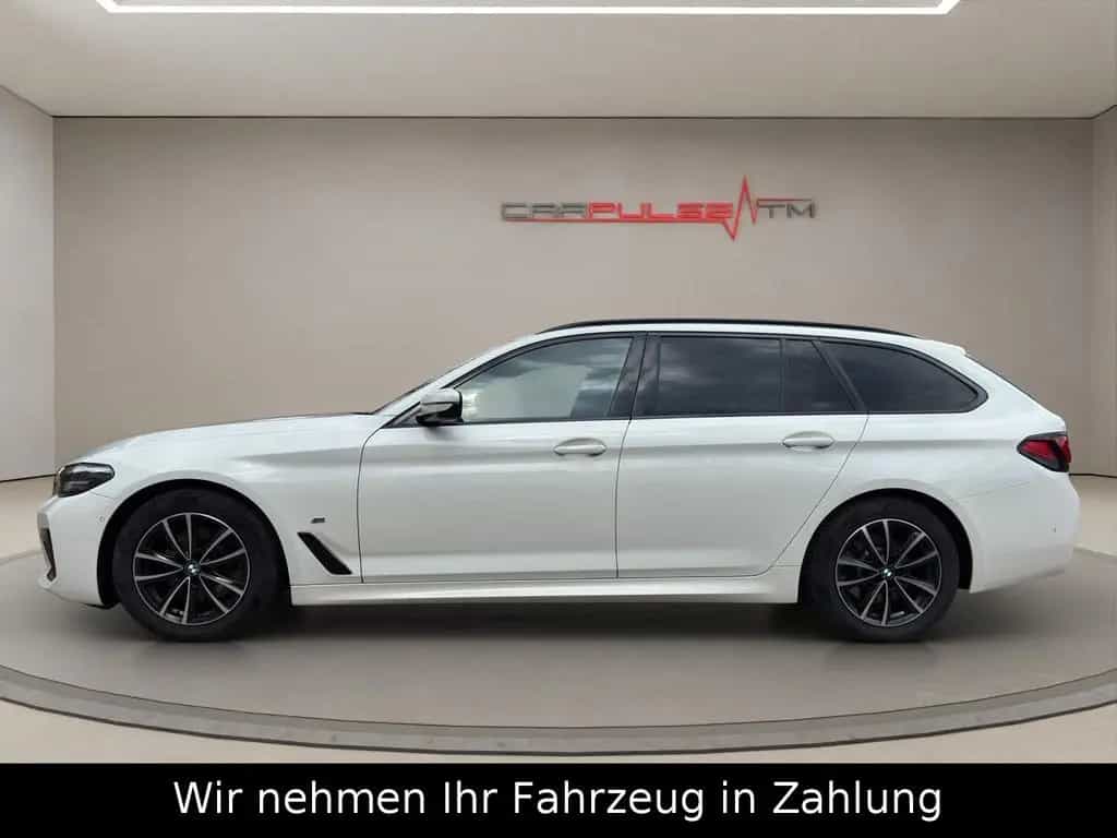 BMW 5 Series 520 d xDrive M Sport Paket Touring-TÜV NEU-1Hand 12/2021-photo-2