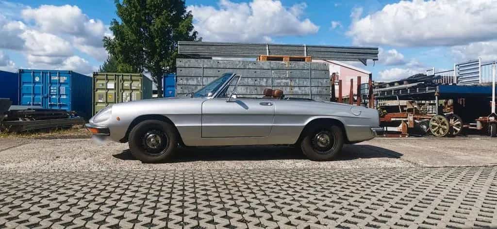 Alfa Romeo Spider 115 2,0 02/2026-photo-0