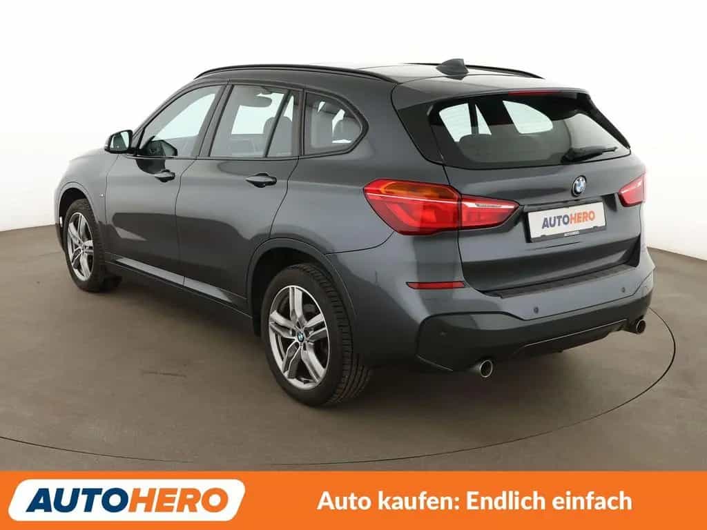 BMW X1 sDrive 20i M Sport Aut.*NAV*TEMP*CAM*PDC*SHZ* 01/2019-photo-3