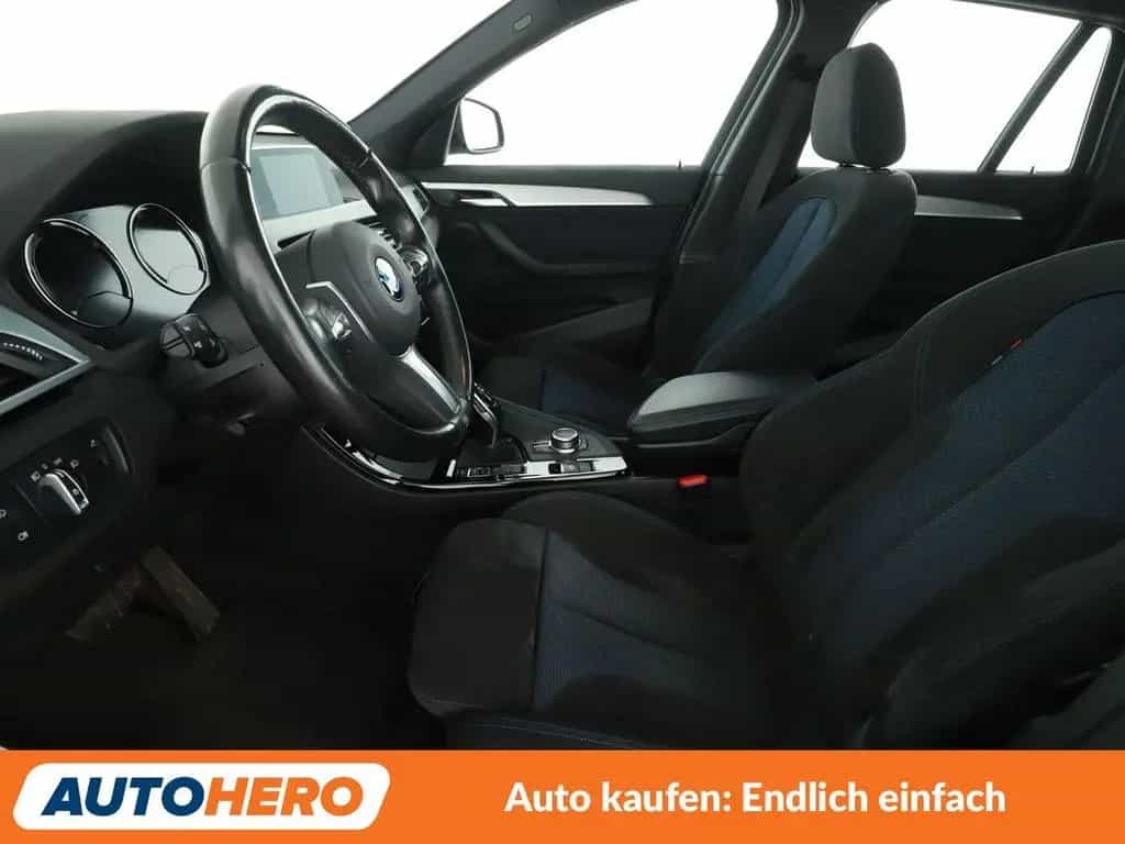 BMW X1 sDrive 20i M Sport Aut.*NAV*TEMP*CAM*PDC*SHZ* 01/2019-photo-9