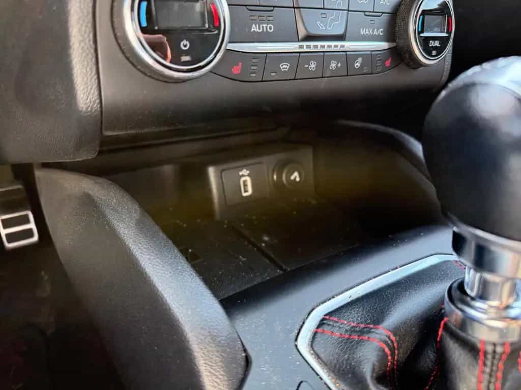 Ford Focus Lim. ST-Line+PDC+KAMERA+SOS+SITZHEIZUNG+BC 11/2018-photo-19