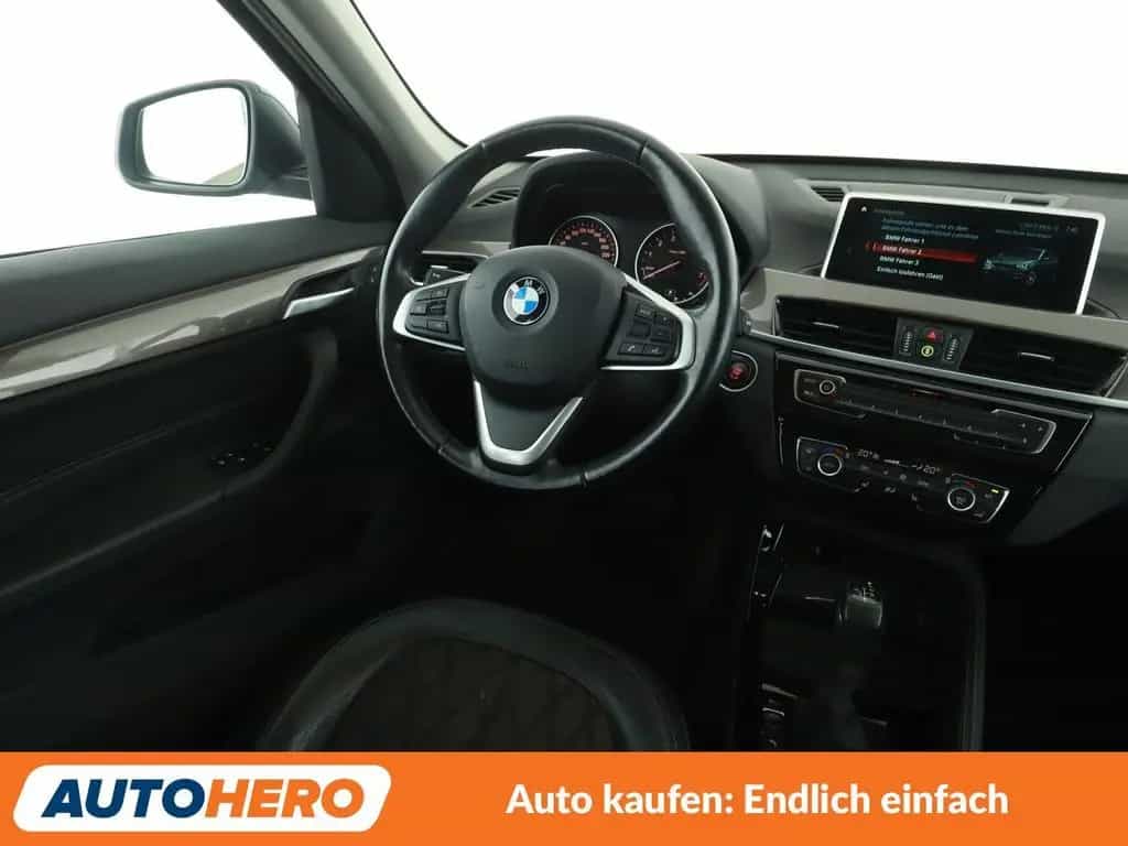 BMW X1 xDrive 20i xLine Aut.*NAV*TEMP*PDC*SHZ*AHK* 12/2017-photo-12