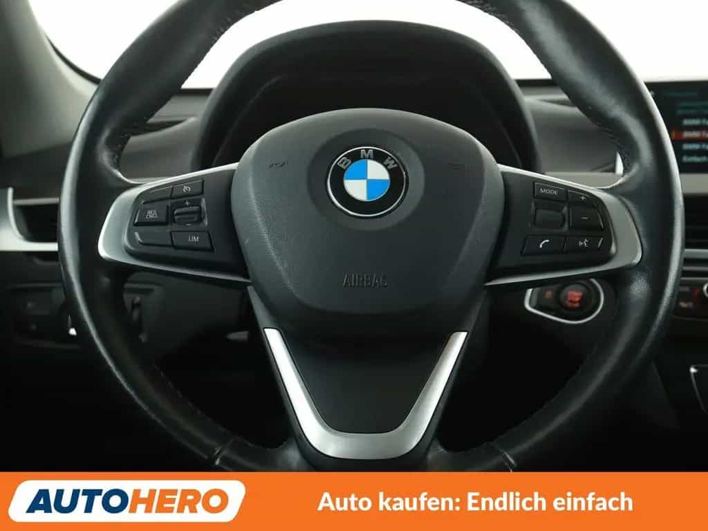 BMW X1 xDrive 20i xLine Aut.*NAV*TEMP*PDC*SHZ*AHK* 12/2017-photo-18
