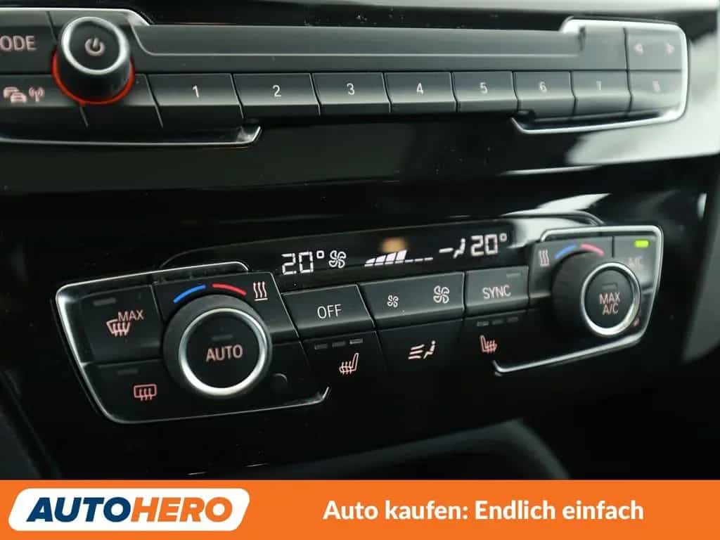 BMW X1 xDrive 20i xLine Aut.*NAV*TEMP*PDC*SHZ*AHK* 12/2017-photo-22
