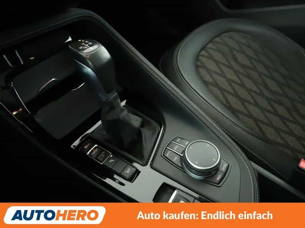 BMW X1 xDrive 20i xLine Aut.*NAV*TEMP*PDC*SHZ*AHK* 12/2017-photo-23
