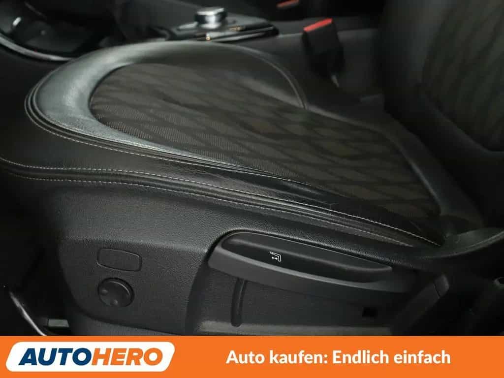 BMW X1 xDrive 20i xLine Aut.*NAV*TEMP*PDC*SHZ*AHK* 12/2017-photo-26