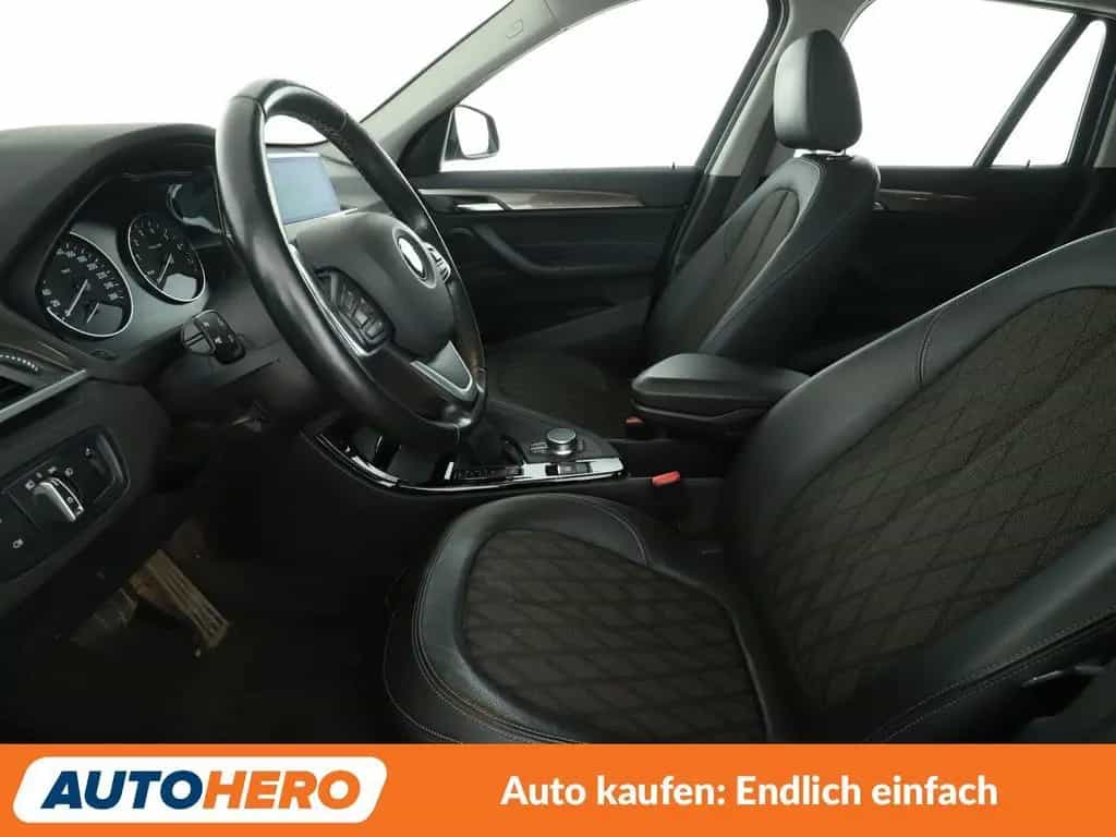BMW X1 xDrive 20i xLine Aut.*NAV*TEMP*PDC*SHZ*AHK* 12/2017-photo-9
