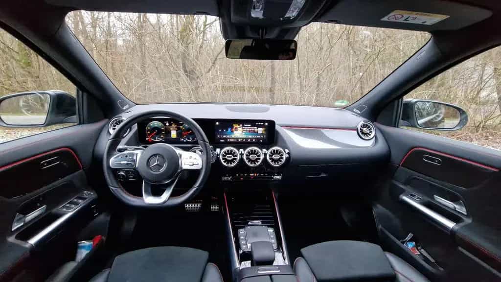 Mercedes-Benz GLA-Class 200 DCTMercedes-Benz GLA 200 AMG+360°+MULT 09/2020-photo-6