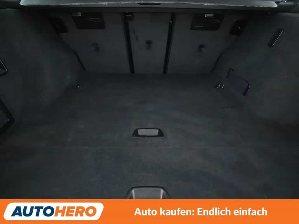 BMW 320 3er 320d Advantage Aut.*NAV*TEMP*PDC*SHZ*ALU* 02/2019-photo-17