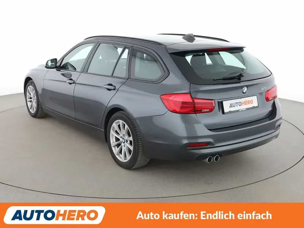 BMW 320 3er 320d Advantage Aut.*NAV*TEMP*PDC*SHZ*ALU* 02/2019-photo-3