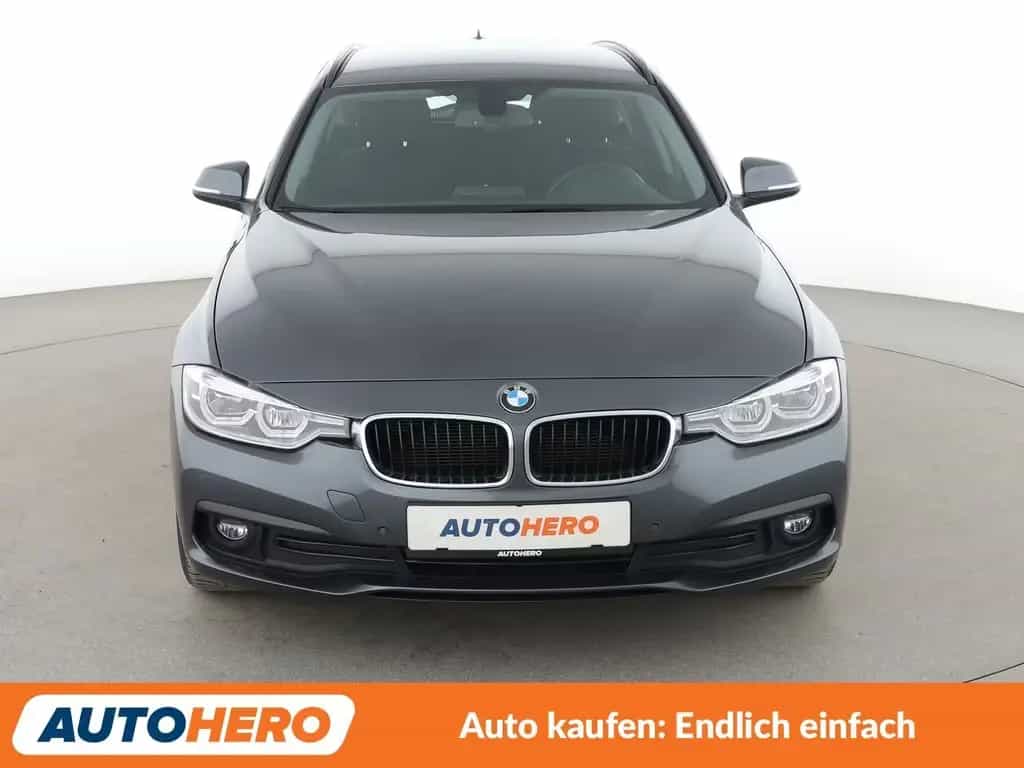 BMW 320 3er 320d Advantage Aut.*NAV*TEMP*PDC*SHZ*ALU* 02/2019-photo-8