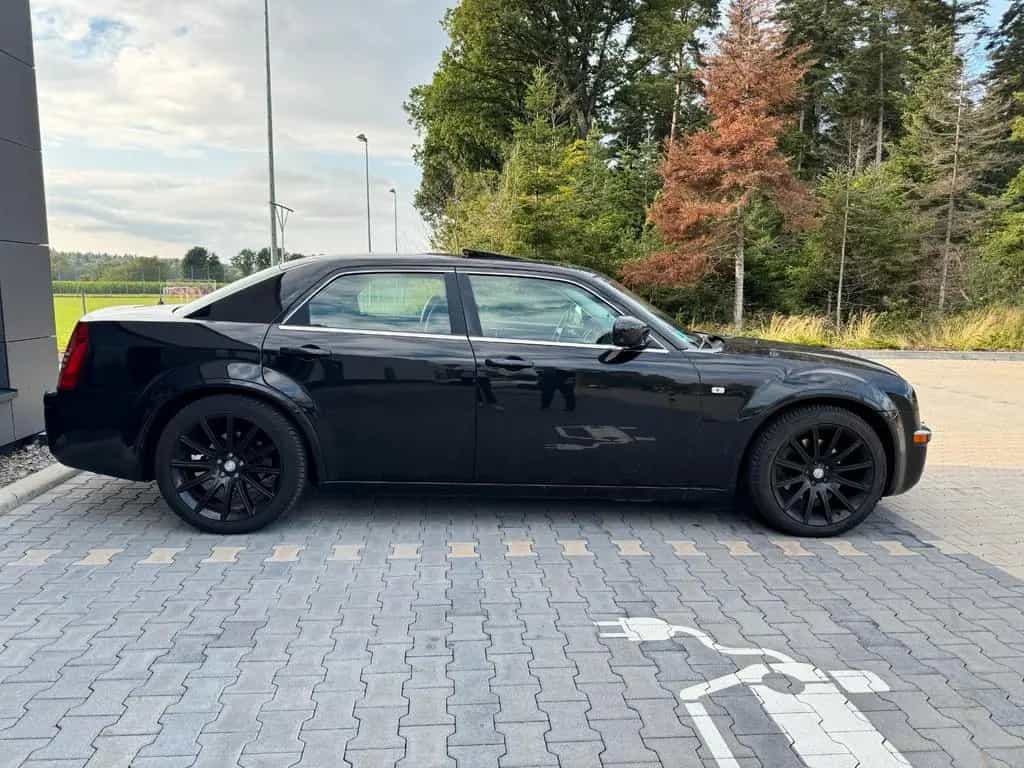 Chrysler 300C SRT-Design 02/2009-photo-7