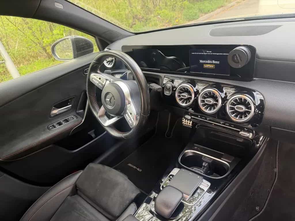 Mercedes-Benz A-Class 180 - 10/2019-photo-10