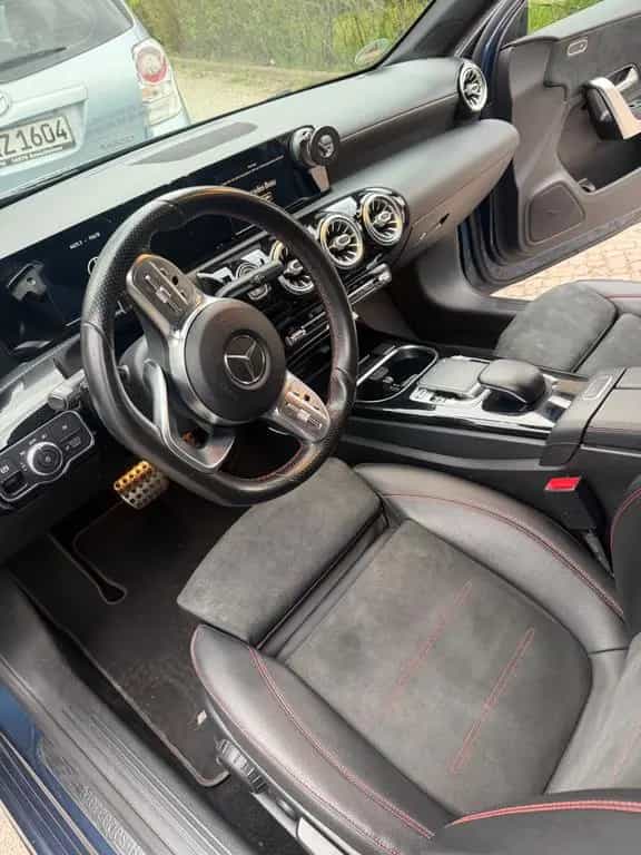 Mercedes-Benz A-Class 180 - 10/2019-photo-5
