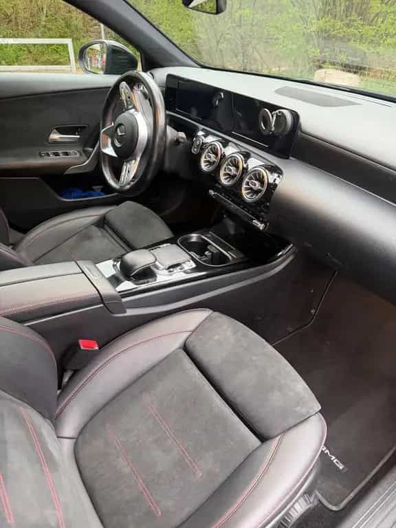Mercedes-Benz A-Class 180 - 10/2019-photo-8