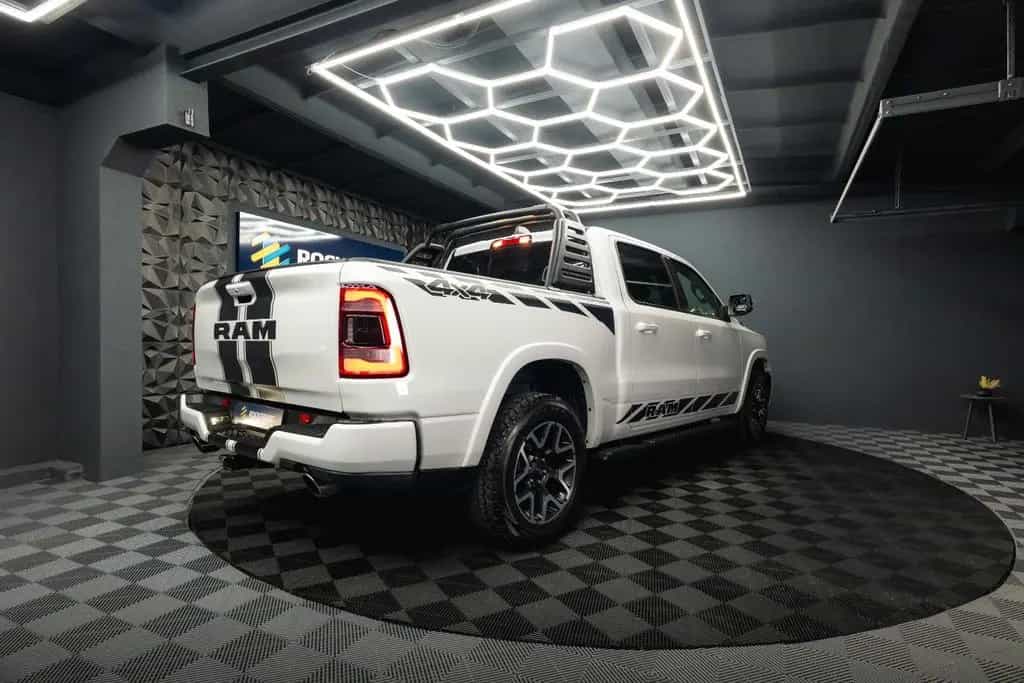 Dodge RAM 3.0 MY 25 TWIN TURBO LARAMIE Night Pano ACC 01/2025-photo-11