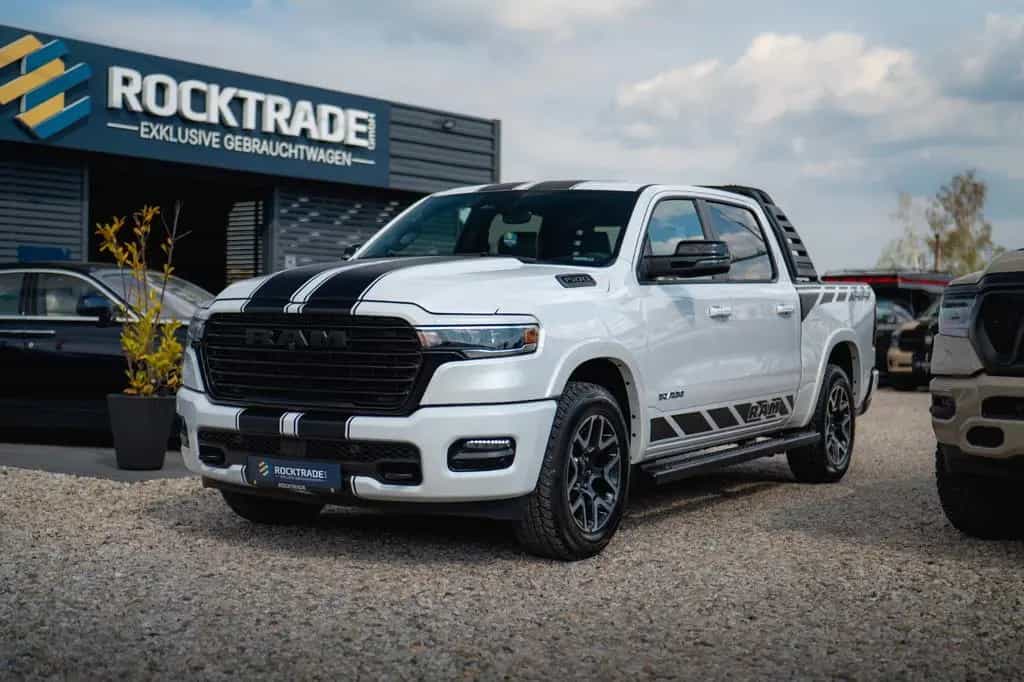 Dodge RAM 3.0 MY 25 TWIN TURBO LARAMIE Night Pano ACC 01/2025-photo-18