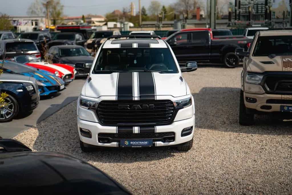 Dodge RAM 3.0 MY 25 TWIN TURBO LARAMIE Night Pano ACC 01/2025-photo-19