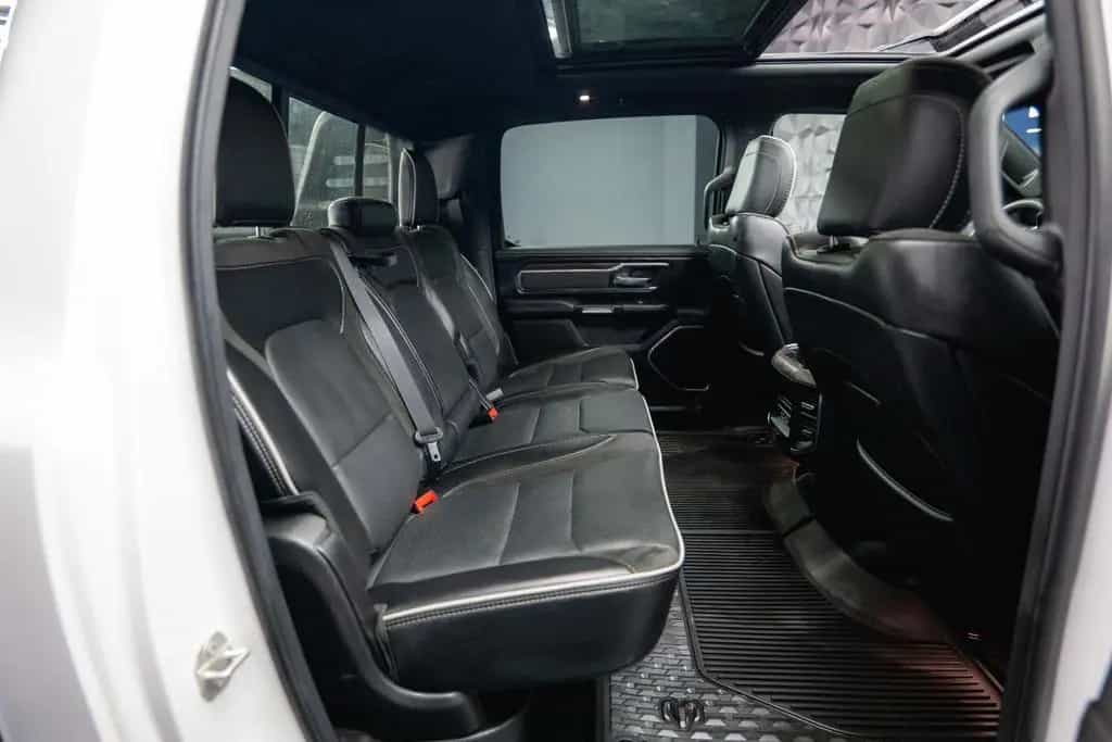 Dodge RAM 3.0 MY 25 TWIN TURBO LARAMIE Night Pano ACC 01/2025-photo-43