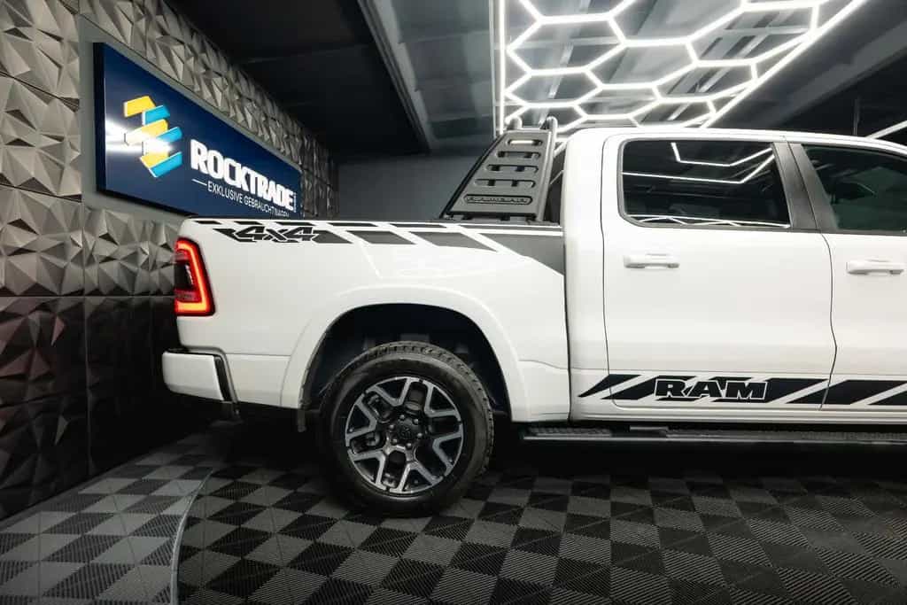 Dodge RAM 3.0 MY 25 TWIN TURBO LARAMIE Night Pano ACC 01/2025-photo-8