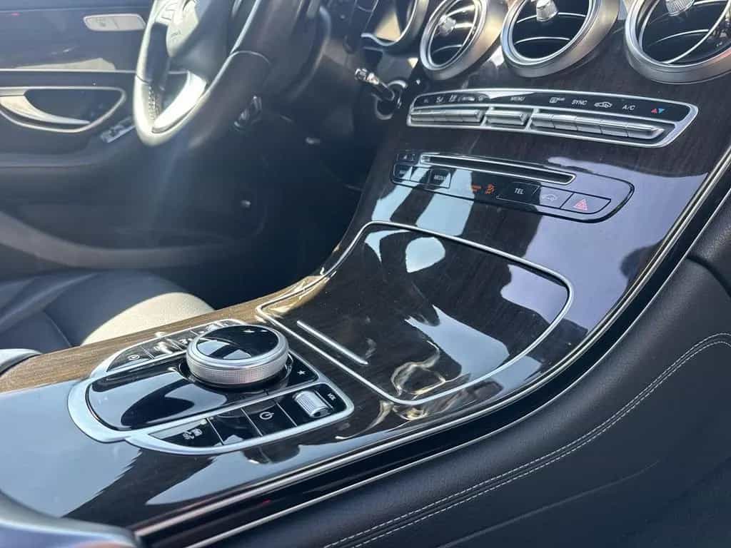 Mercedes-Benz GLC-Class 250 4Matic Exclusive PANO LED 05/2018-photo-14