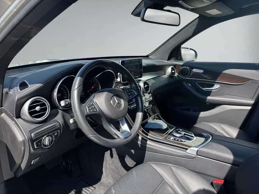 Mercedes-Benz GLC-Class 250 4Matic Exclusive PANO LED 05/2018-photo-9