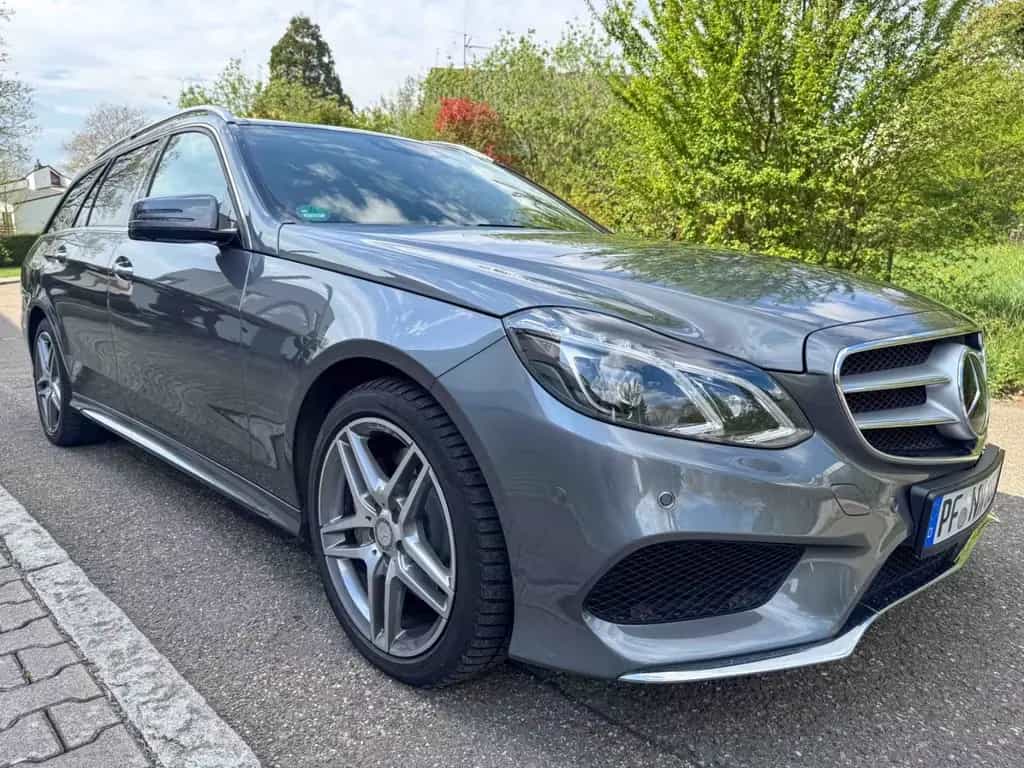 Mercedes-Benz E-Class 350 BlueTEC 4MATIC T AVANTGARDE AMG 06/2016-photo-0