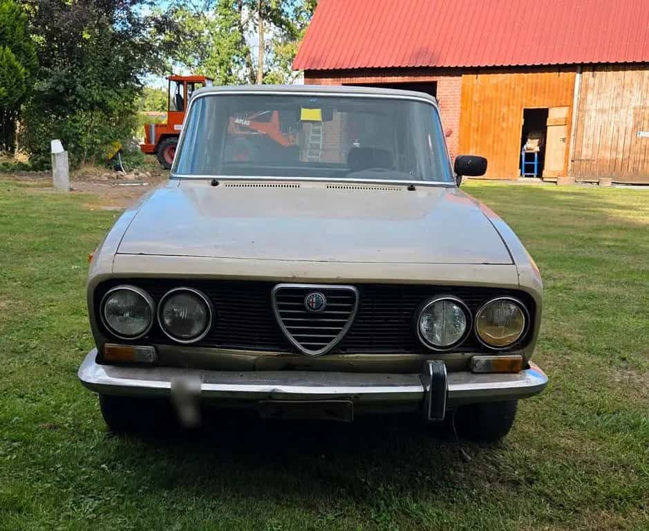 Alfa Romeo 2000 Berlina, Scheunenfund 01/1976-photo-2