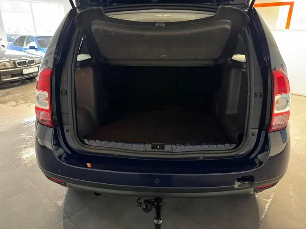 Dacia Duster 1.6 Laureate AHK TüV-Inspektion NEU 12/2017-photo-16