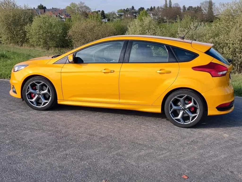 Ford Focus ST 02/2018-photo-1