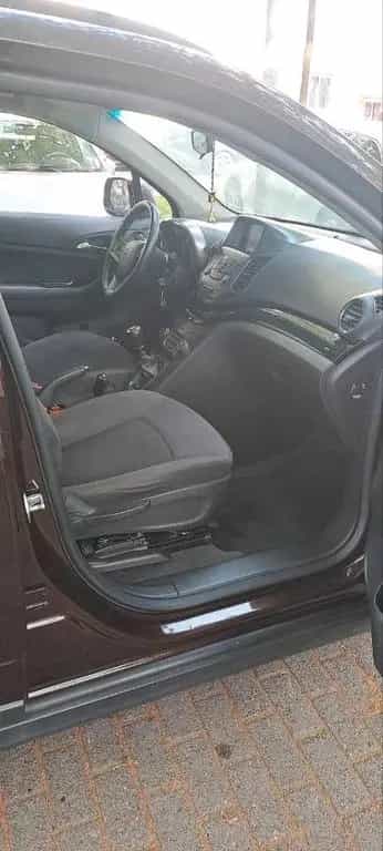 Chevrolet Orlando 02/2013-photo-3