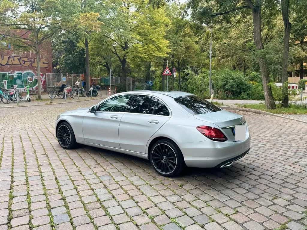 Mercedes-Benz C-Class 180 Facelift 02/2019-photo-2